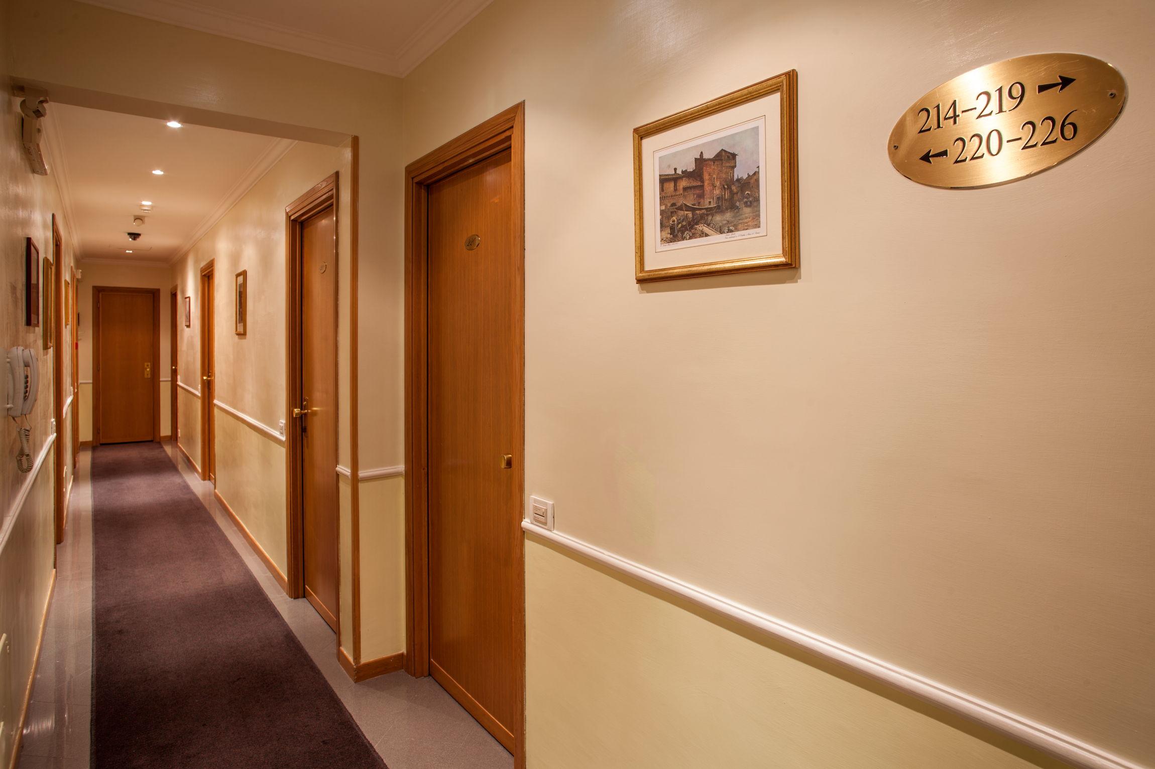 Hotel Piemonte Рим Екстер'єр фото